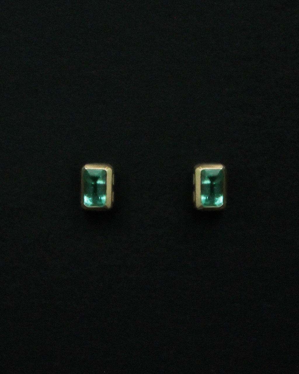 TEMPLE EARRINGS ~ EMERALD